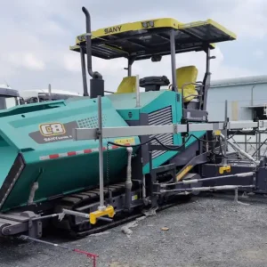 Máy rải đá base